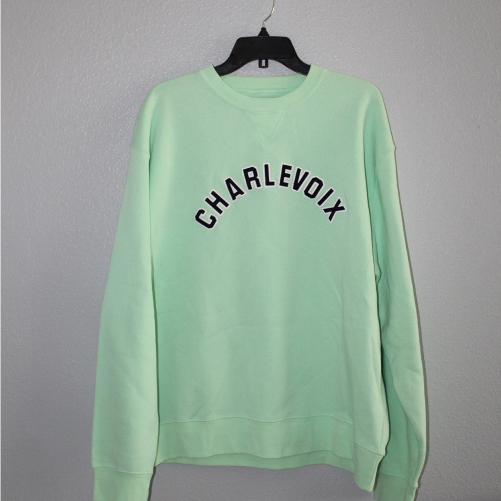 Sweatshirt
